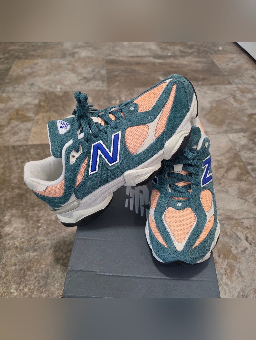 New Balance 9060 sneakers - "New Spruce/Peach Blossom/Team Royal"